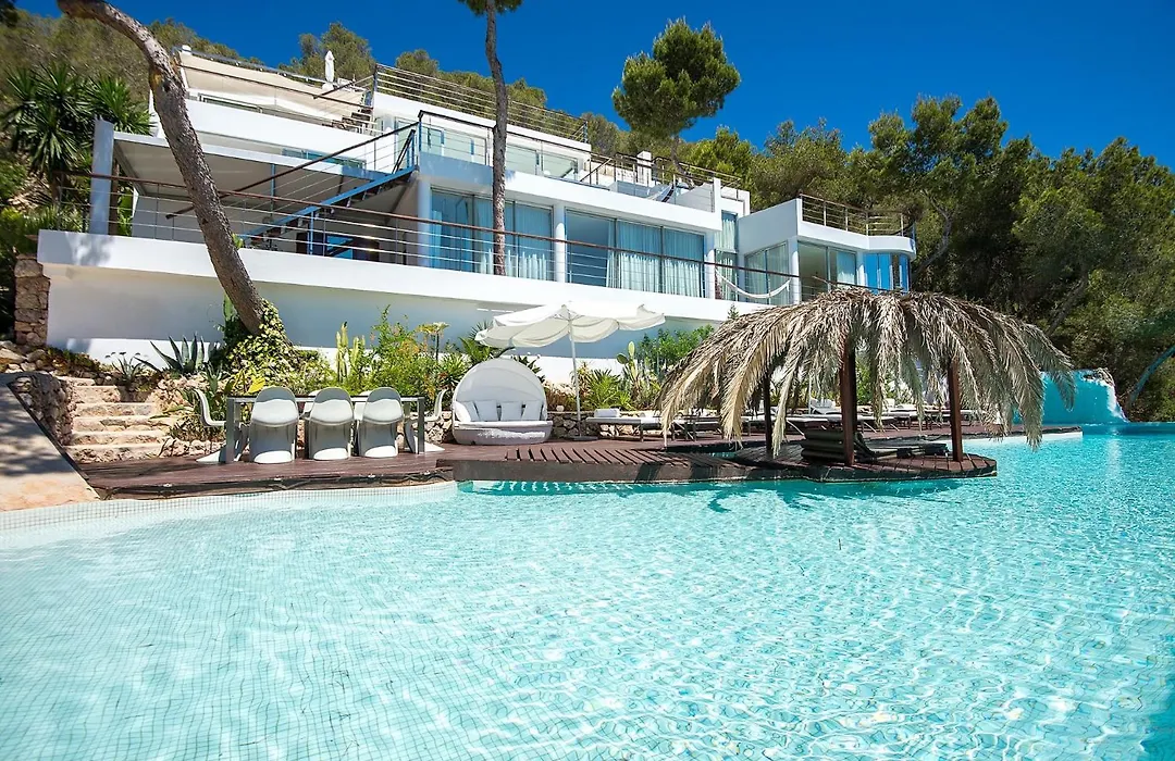 Villa Roca Ibiza - Un Paraíso Premium a solo 10 minutos de la ciudad de Ibiza y de las playas Cala Jondal y Salinas-1